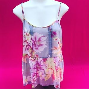 Floral top 🌸